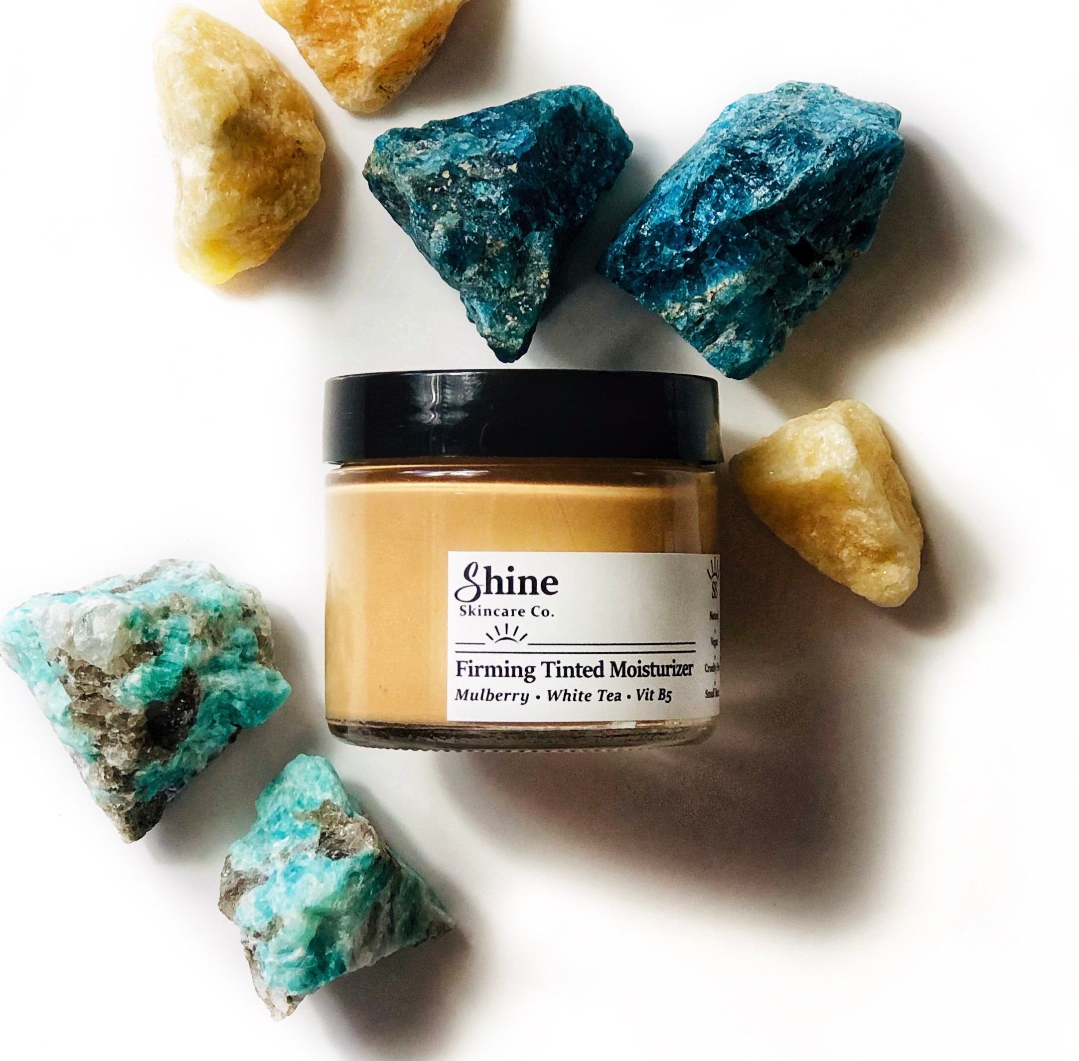 Tinted Face Moisturizer with Plant Extracts
