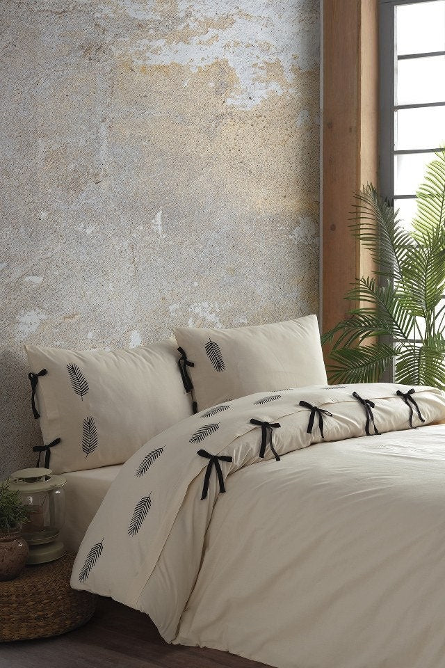 Cotton Duvet Cover Set with Bowknot Closure