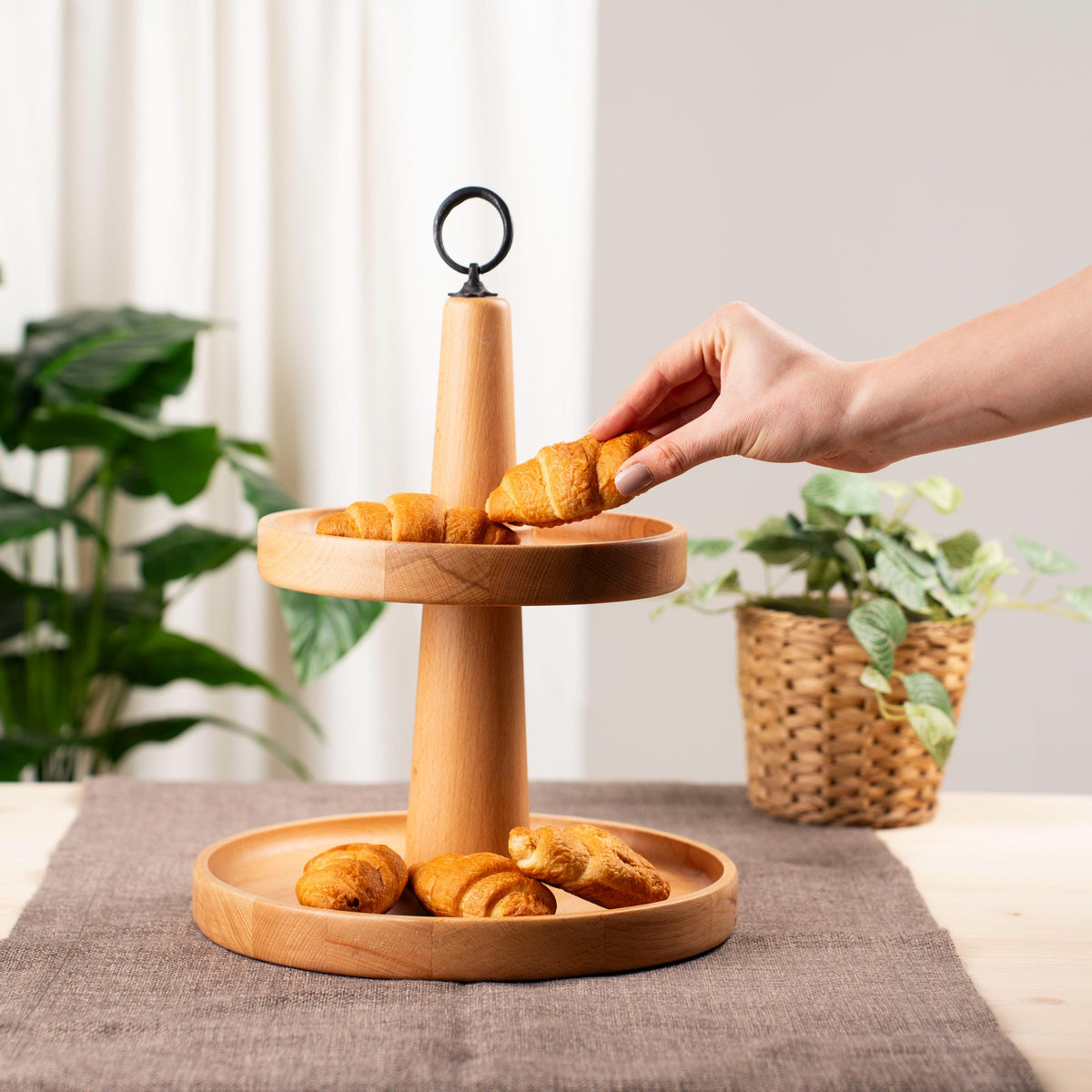 Beech Wood 2-Tier Serving Stand with Detachable Design