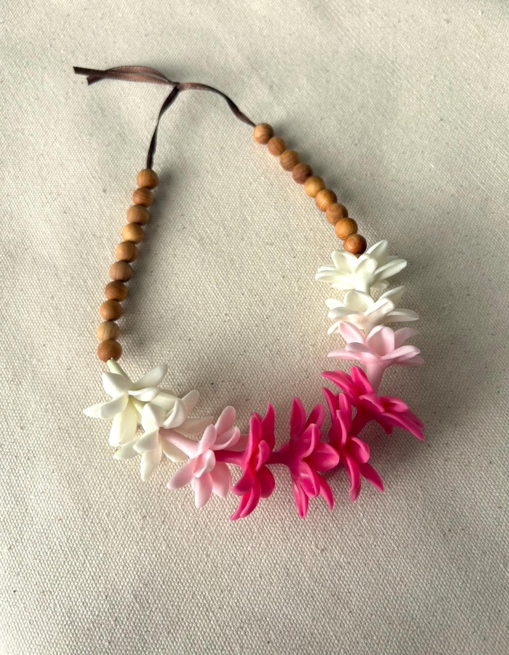 White Pikake Flower and Sandalwood Car Lei, 18" Rearview Mirror Charm